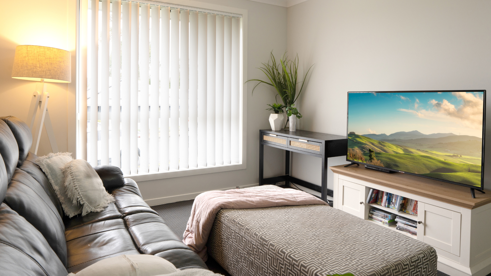Wadalba 2 | SIL Home — Home image 8