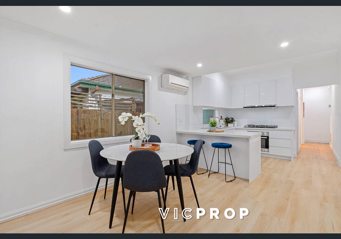 SIL HOUSE in Clayton, VIC — Home image 6
