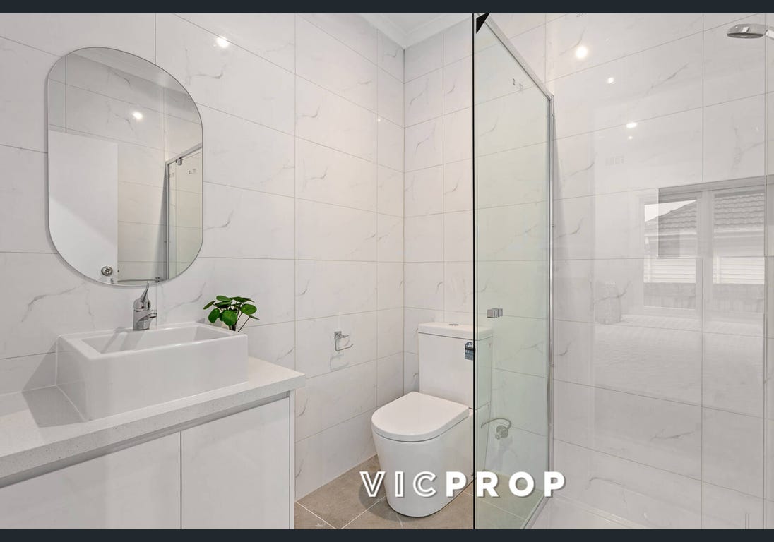 SIL HOUSE in Clayton, VIC — Home image 9