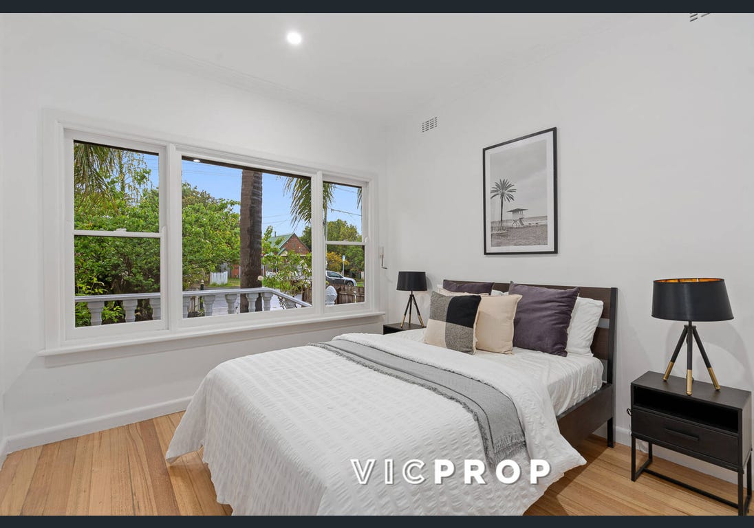 SIL HOUSE in Clayton, VIC — Home image 11