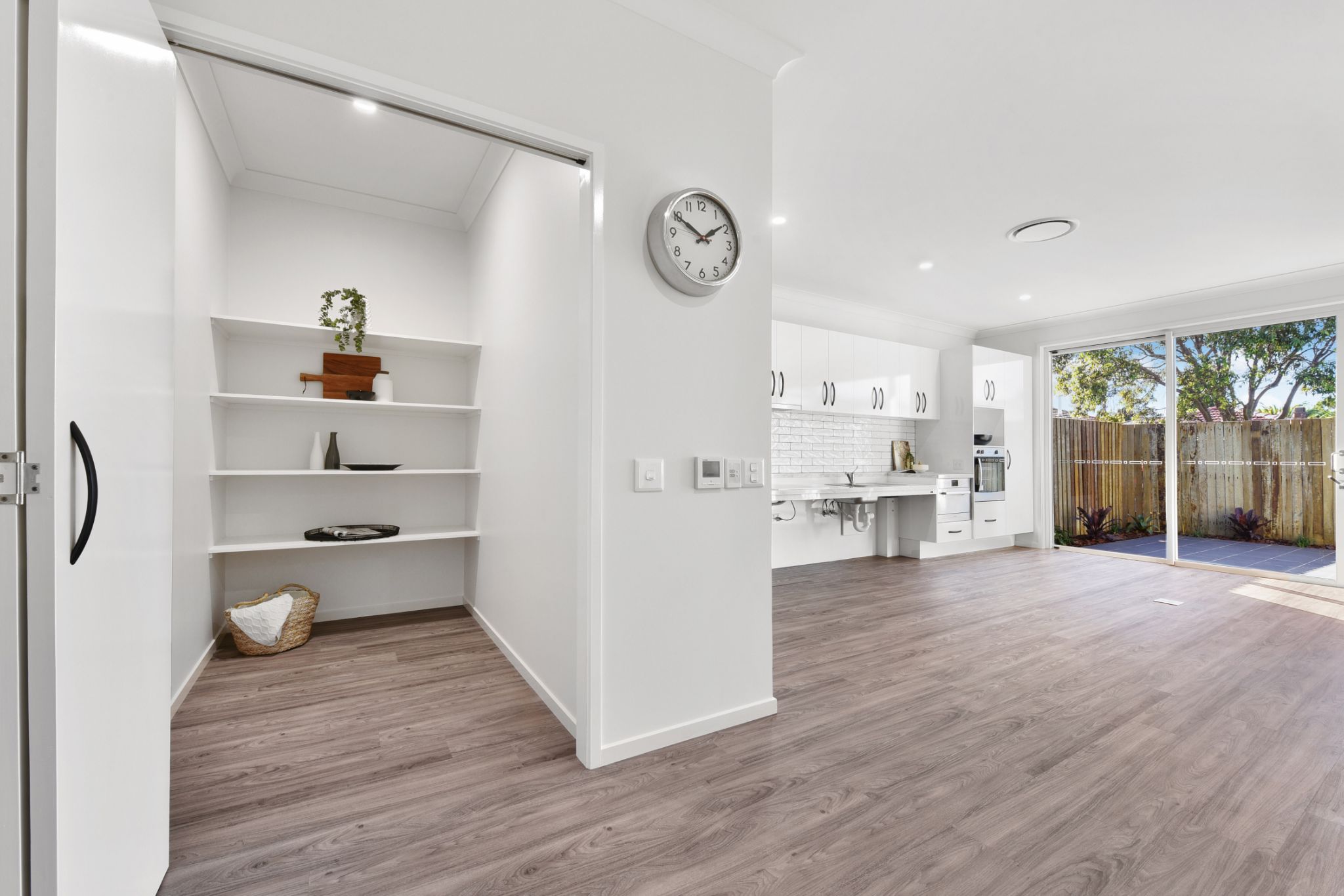 Modern and Spacious 2-resident home — Home image 4