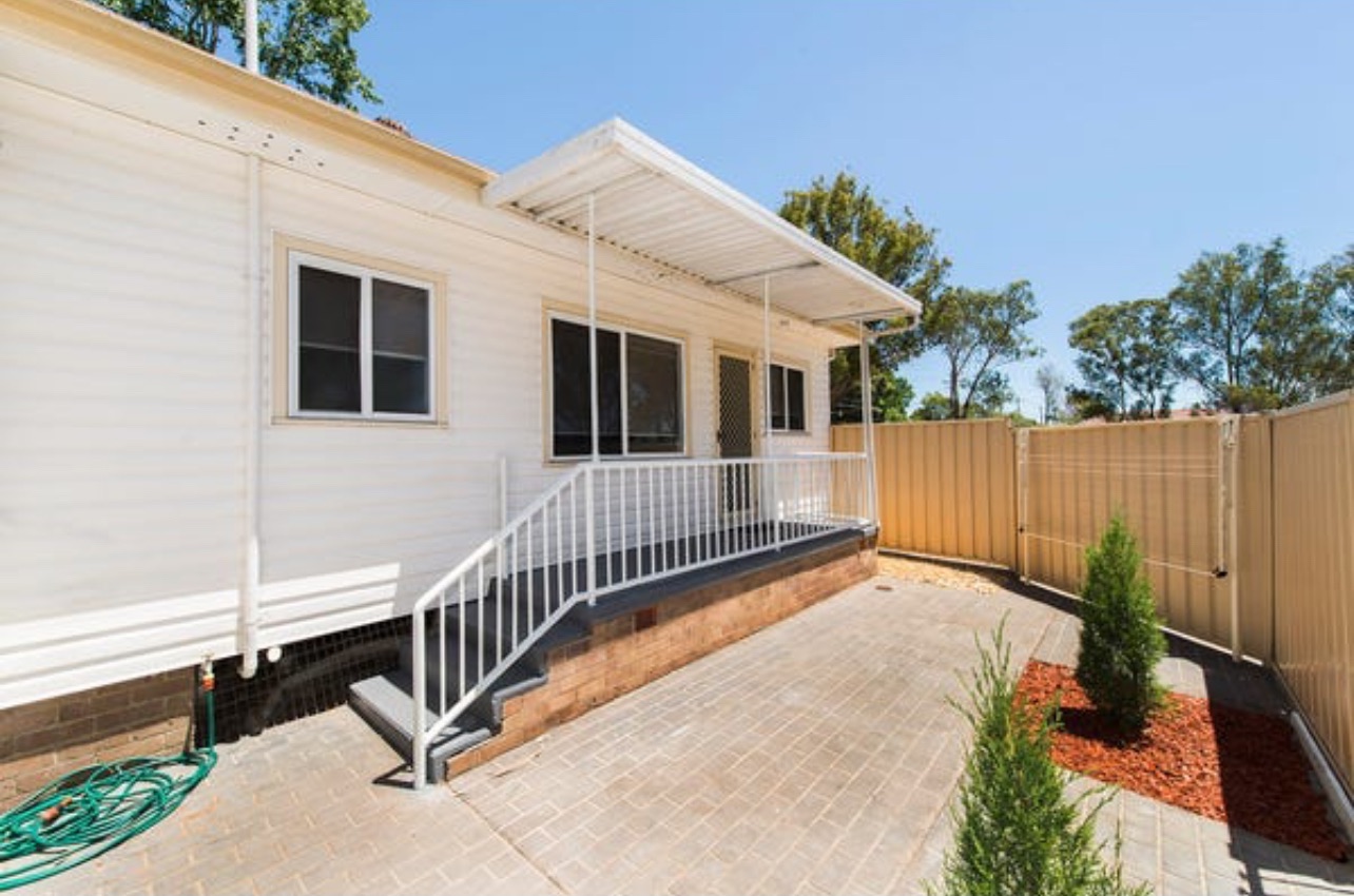 Raven House — Home image 2