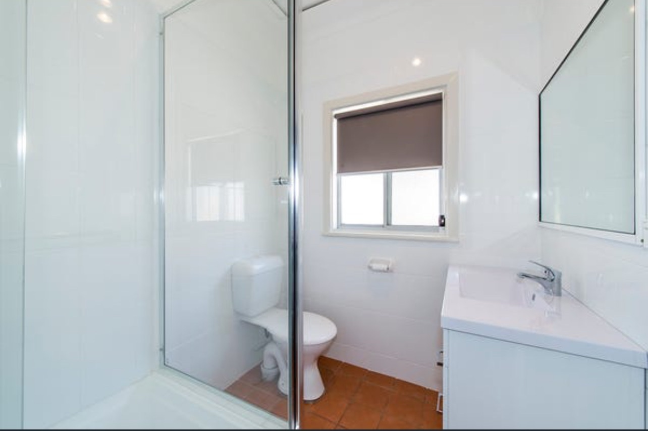 Raven House — Home image 4