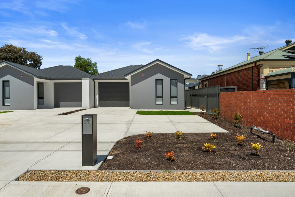 West Croydon — Home image 2