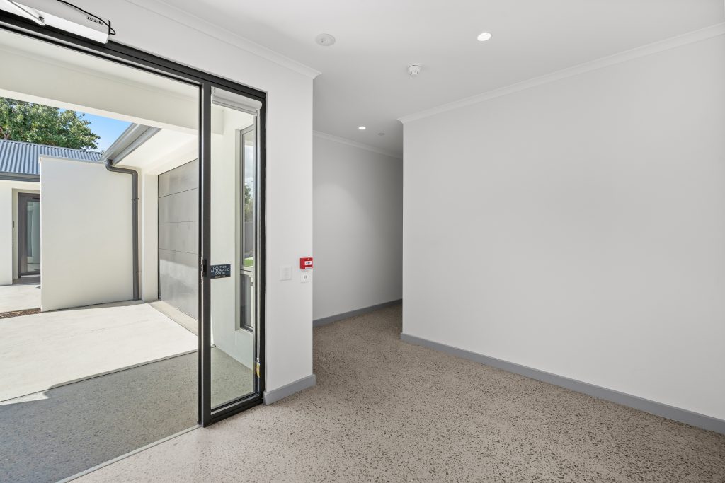 West Croydon — Home image 4