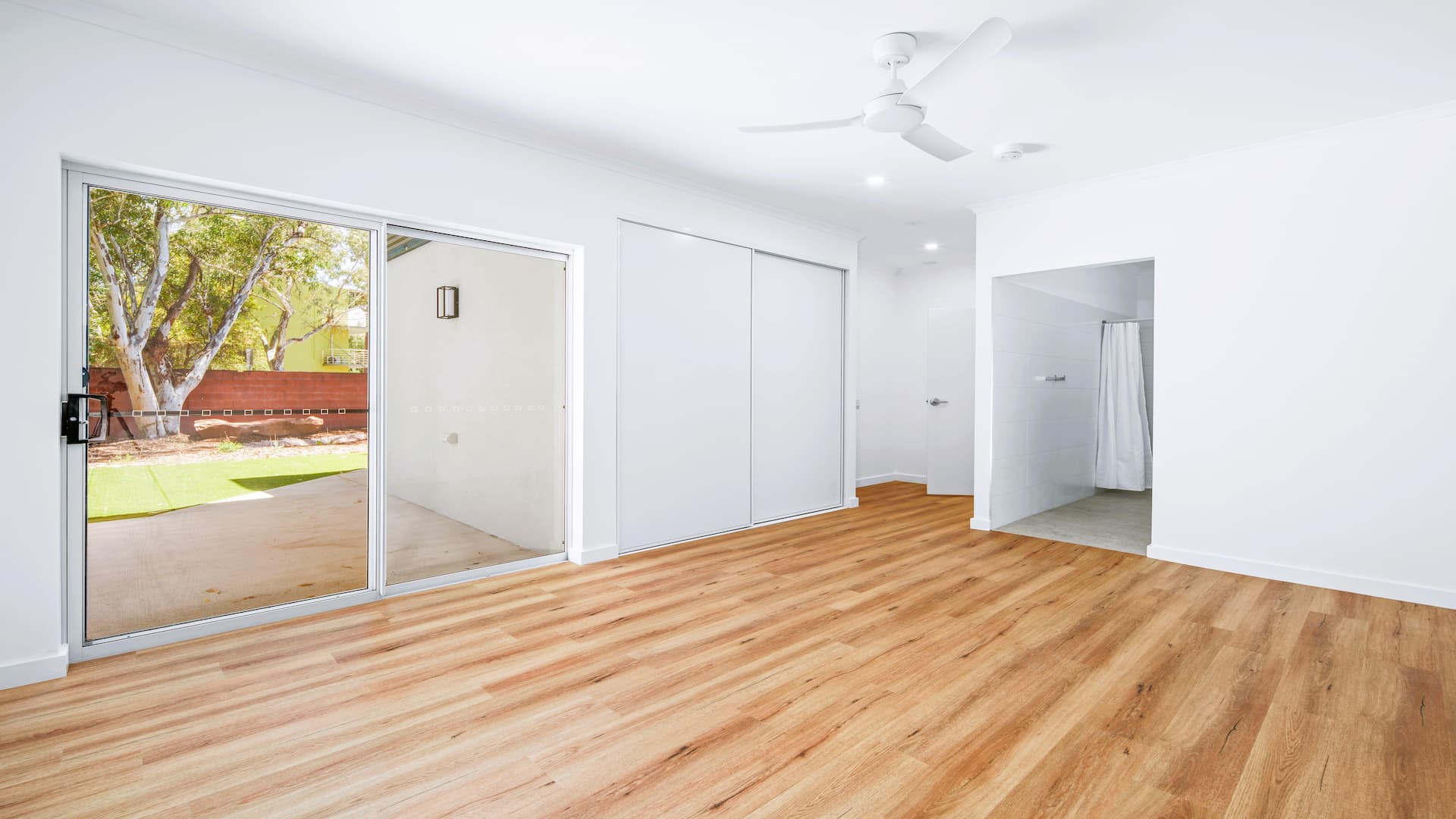 Vibrant community living in newly built Specialist Disability Accommodation (SDA) in East Side, Alice Springs — Home image 4