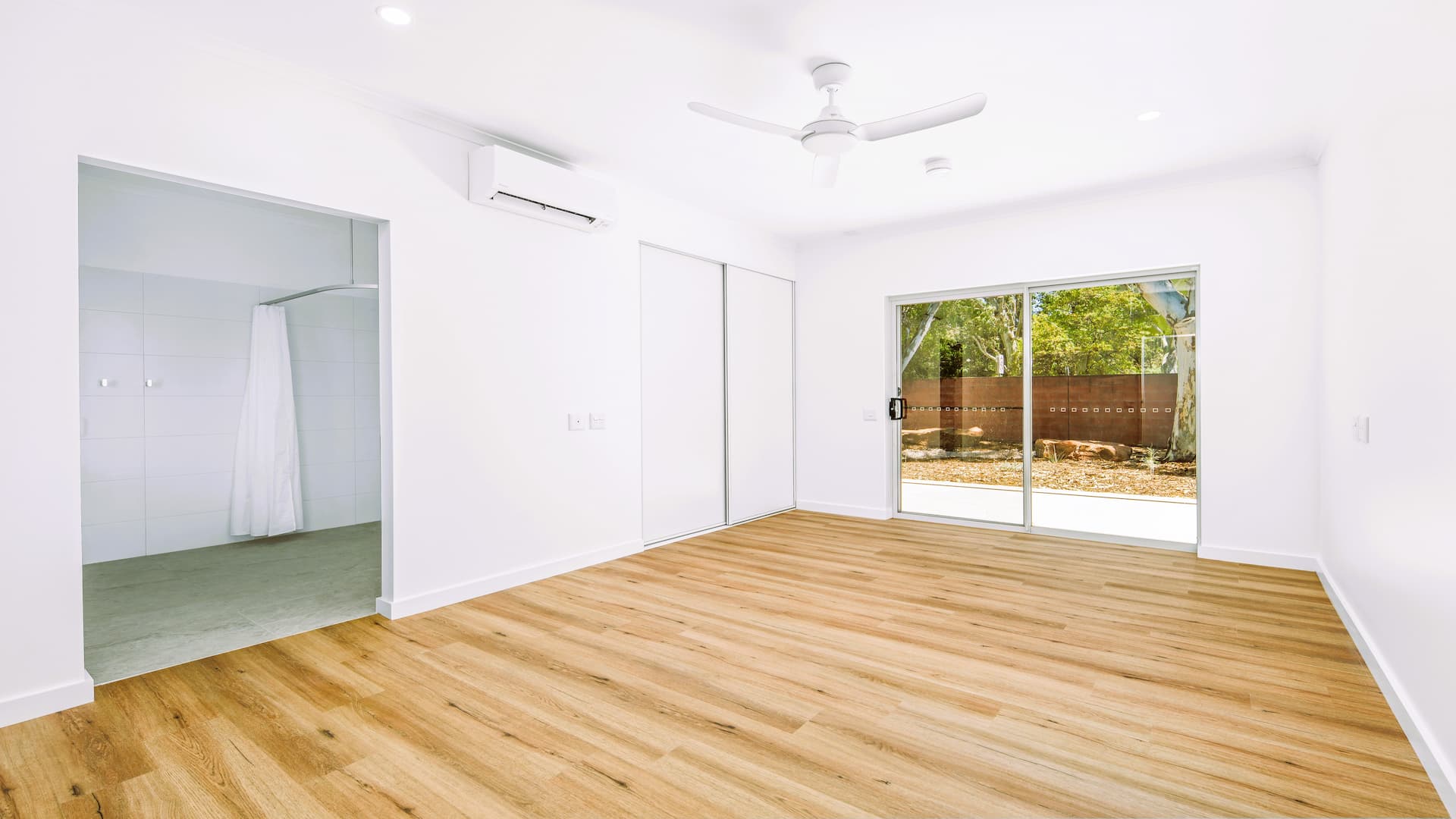 Vibrant community living in newly built Specialist Disability Accommodation (SDA) in East Side, Alice Springs — Home image 5