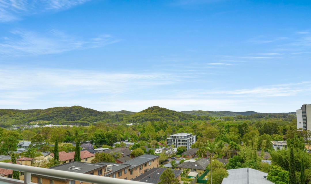 Central Coast Haven – Modern 2‑Bed Apartment near Gosford Hospital — Home image 5