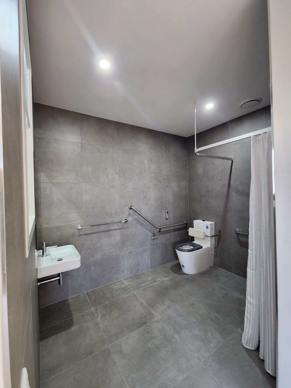 Brand-New Luxury High Physical Support (HPS) SDA Home — Home image 20