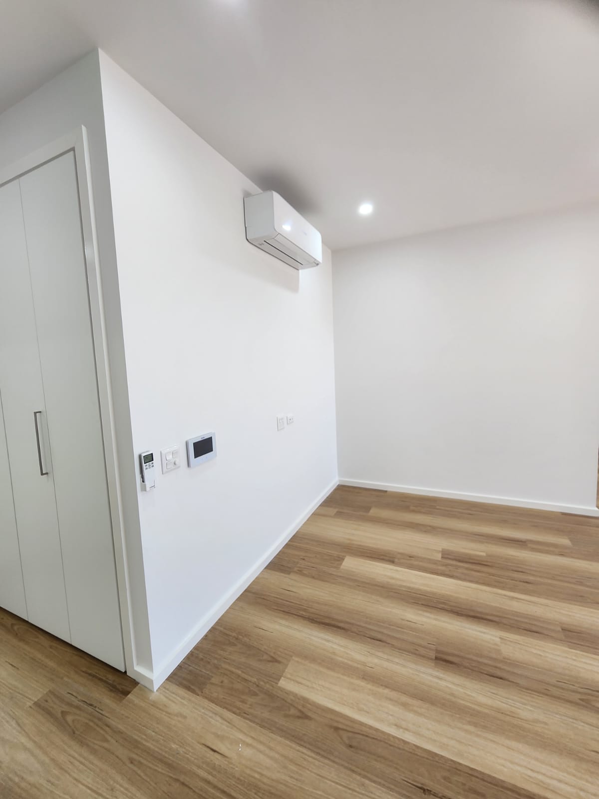 Brand-New Luxury High Physical Support (HPS) SDA Home — Home image 14