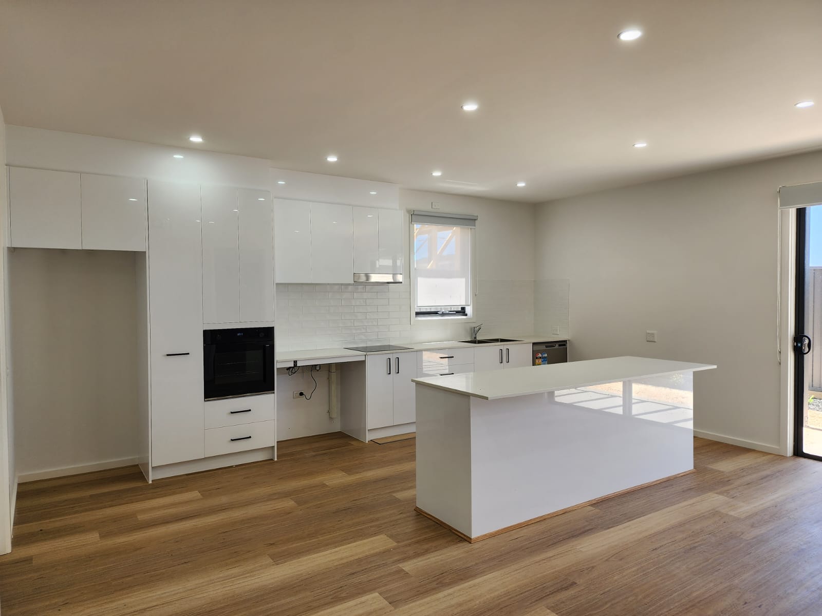 Brand-New Luxury High Physical Support (HPS) SDA Home — Home image 19