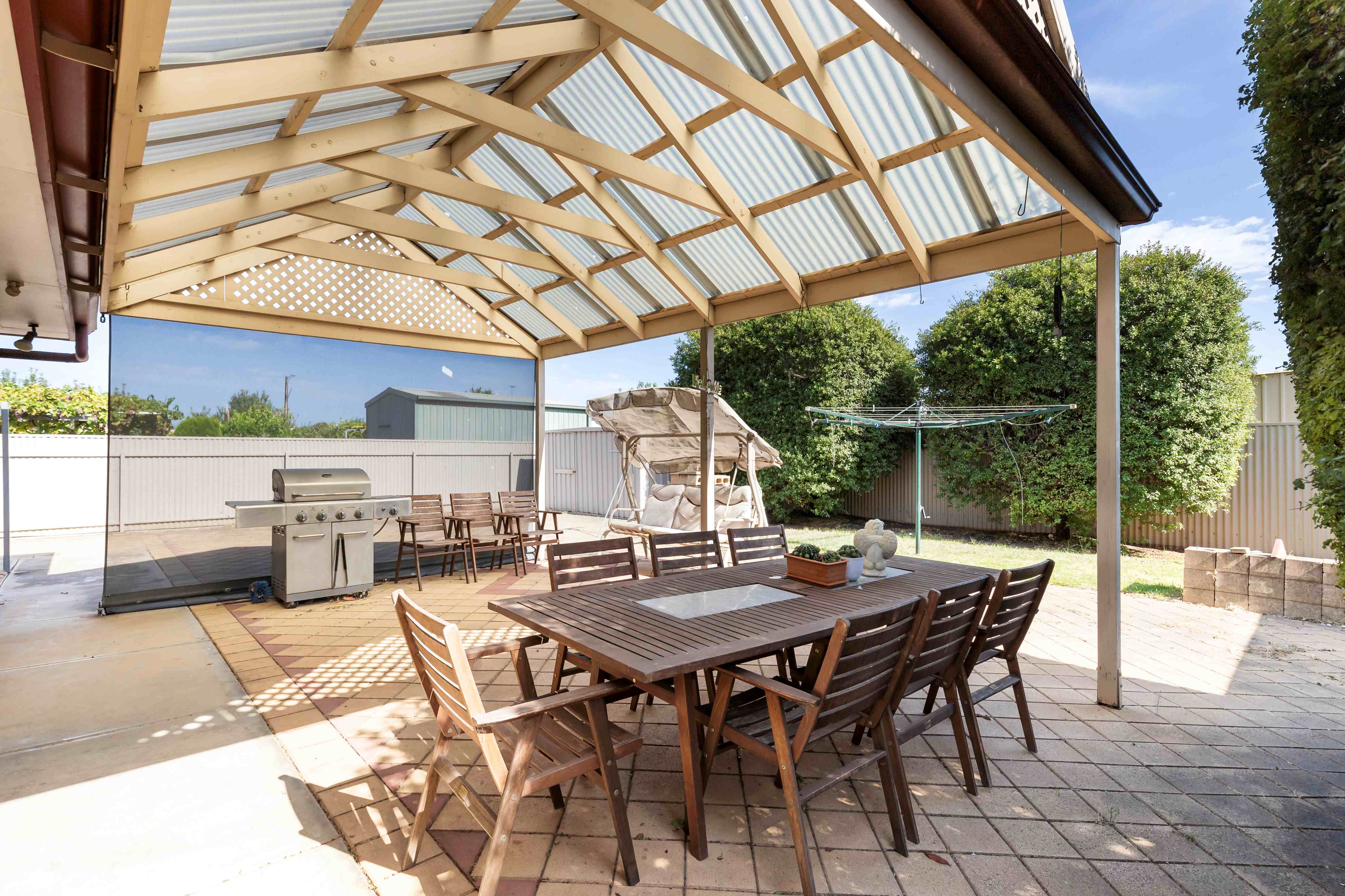 Ferryden Park - 1 Vacancy in 4 Bedroom Residence Basic — Home image 6