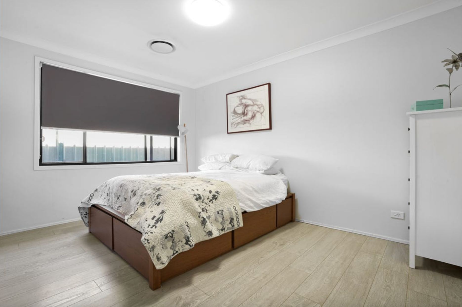 Spacious and quite home with backyard oasis - Ingleburn — Home image 5