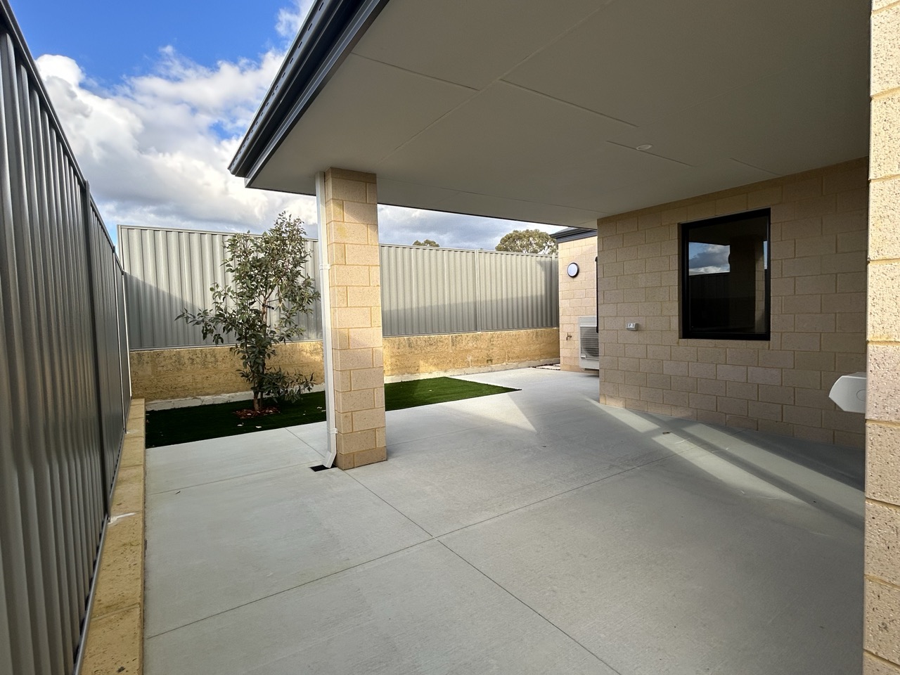 GR8 DISABILITY HOUSING — Home image 5