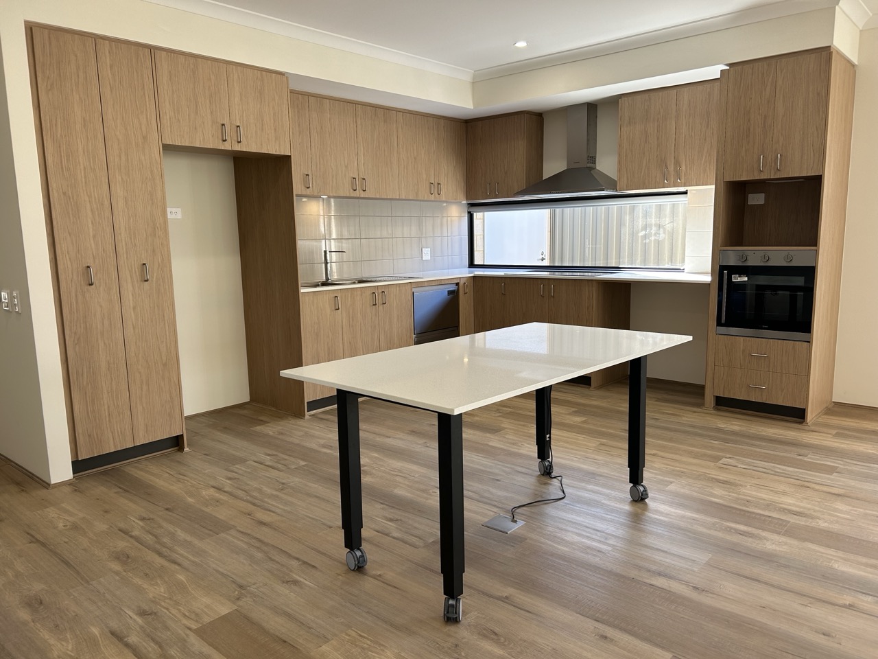 GR8 DISABILITY HOUSING — Home image 8