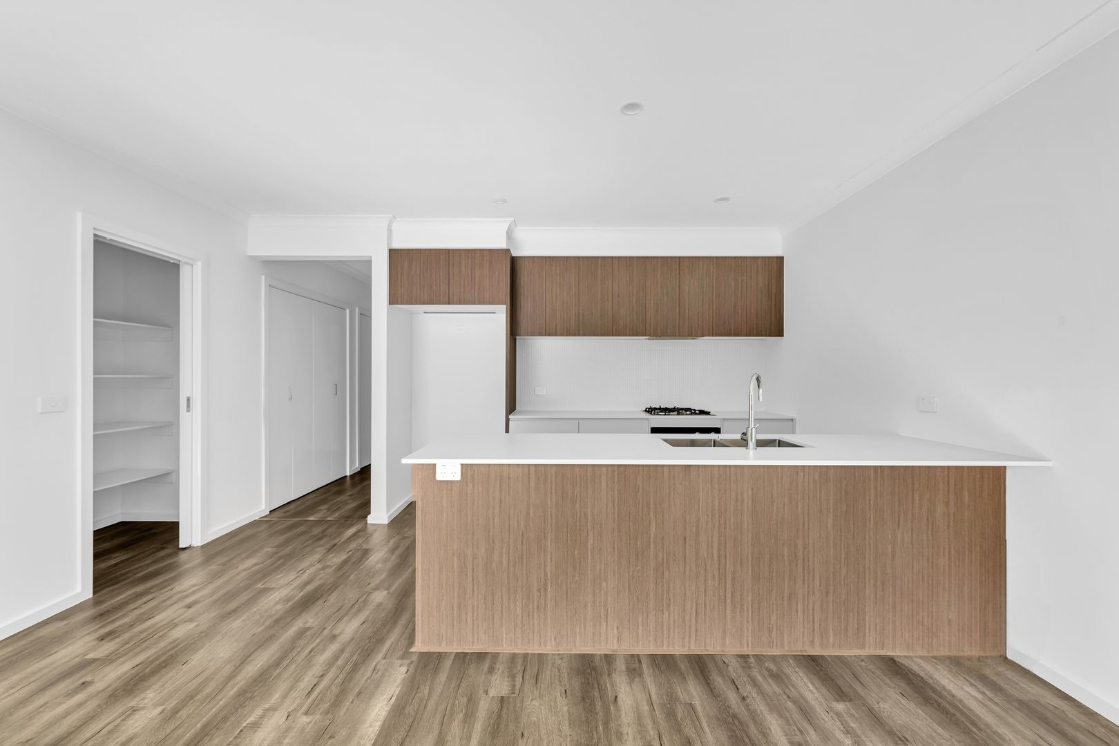 Accessible Accommodation in Cranbourne West - Available now for STA/MTA — Home image 4