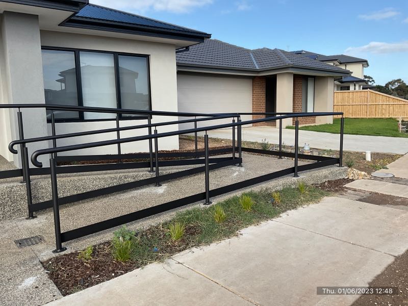SDA HPS 3 Bedroom House plus OOA Lara, Vic  003 — Home image 3