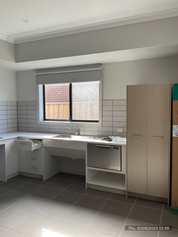 SDA HPS 3 Bedroom House plus OOA Lara, Vic  003 — Home image 5