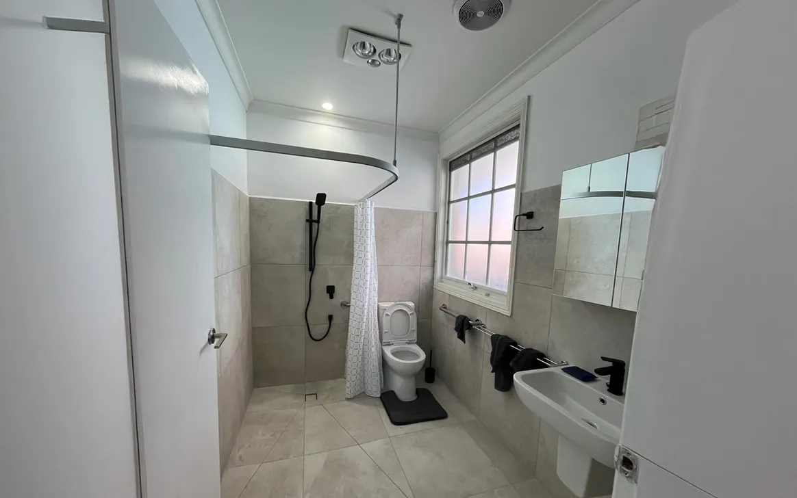 Beautiful and Accessible SIL Home in Caulfield — Home image 5