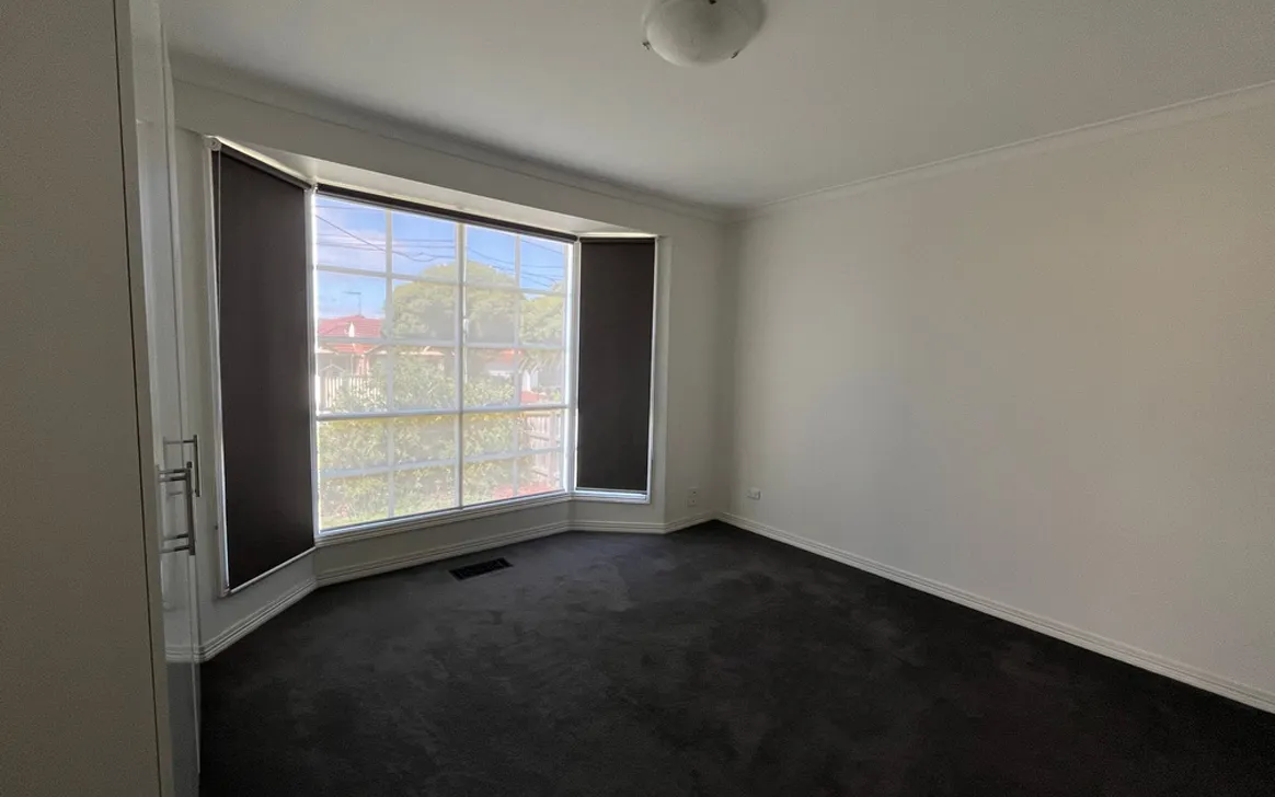 Beautiful and Accessible SIL Home in Caulfield — Home image 8