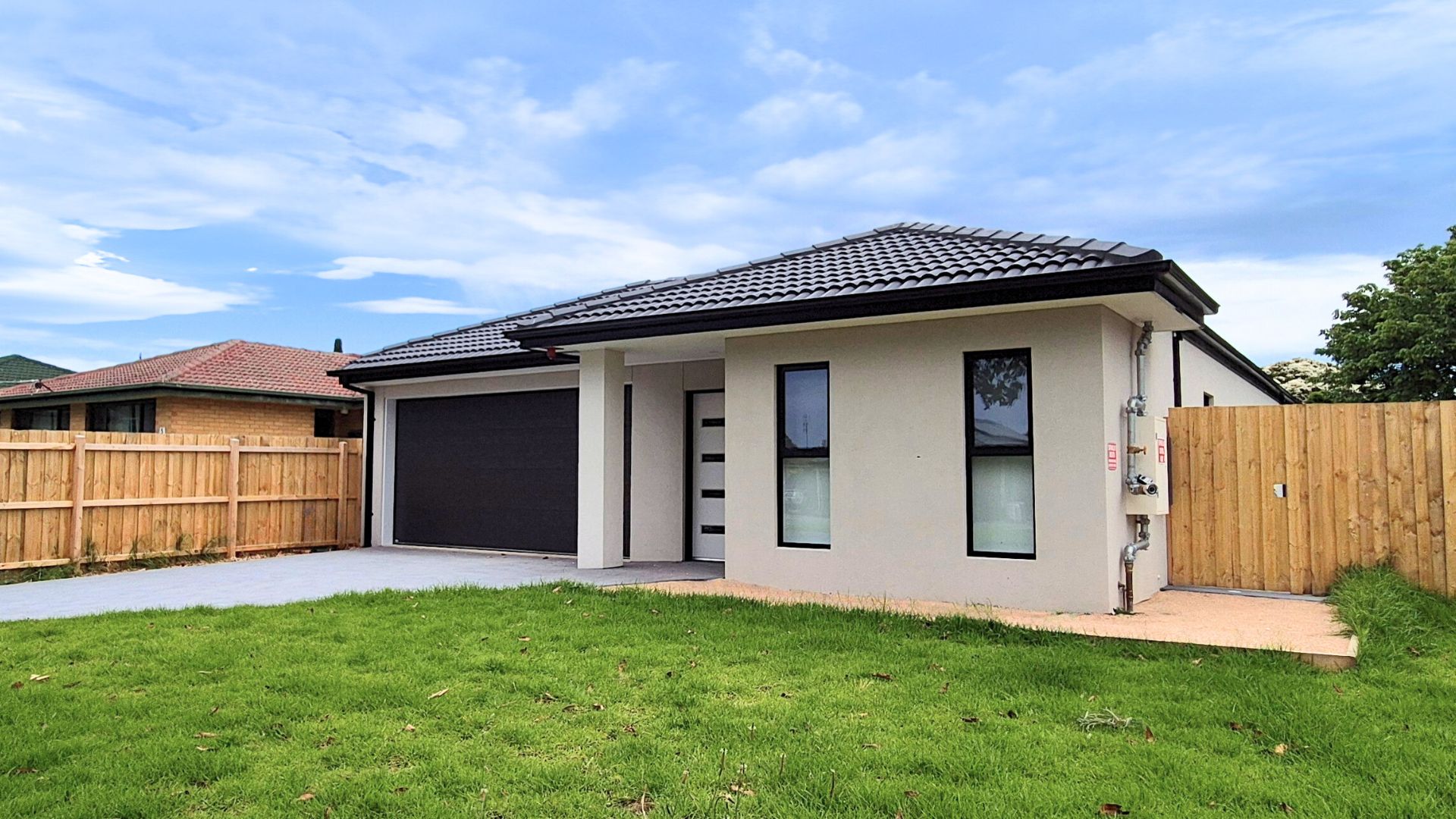 HPS home in Sale - Near Completion - Housemate wanted — Home image 5