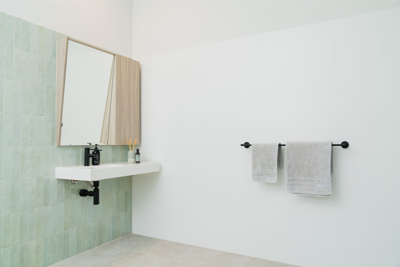 Convenience and luxury in this 2-Bedroom home Disability Accommodation — Home image 9