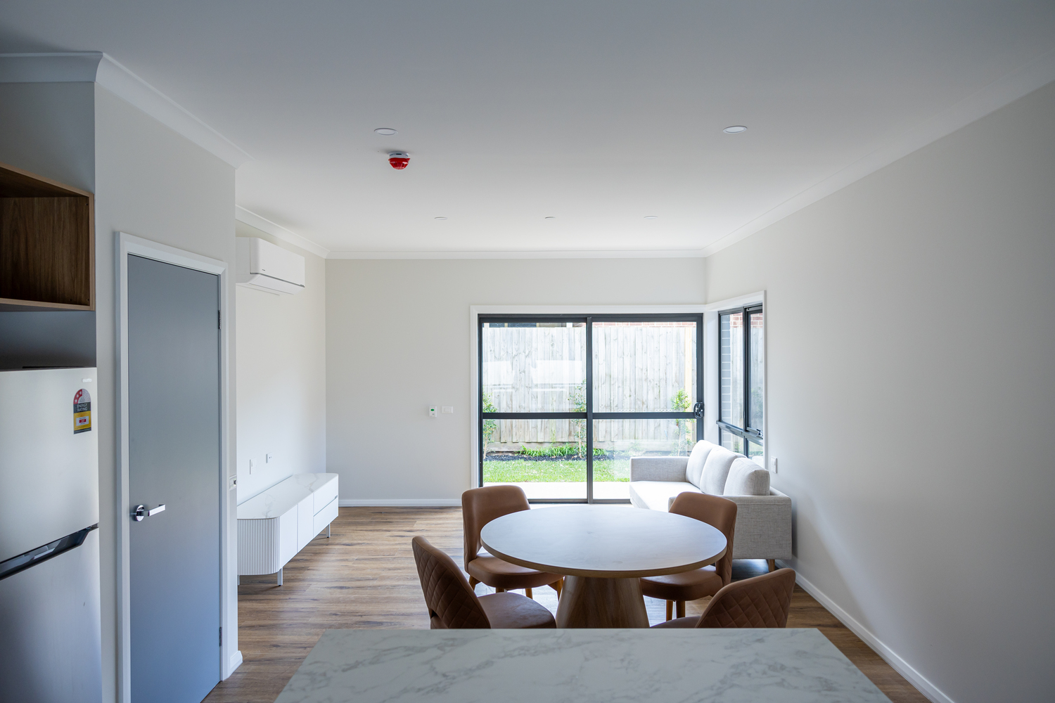 Pakenham – Modern Improved Livability Home — Home image 3