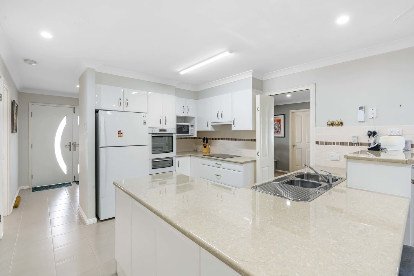 Thornton - beautiful 3 Bedroom SIL (1 female vacancy) — Home image 4