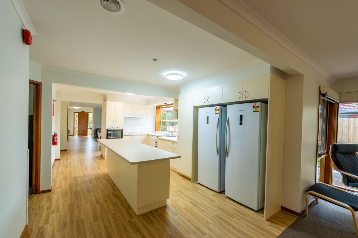 Enjoy this fully accessible coastal home, close to local amenities — Home image 3