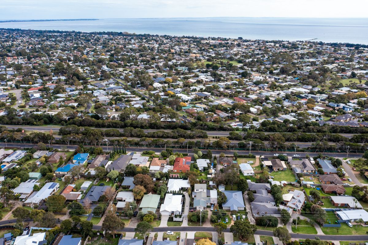 Enjoy this fully accessible coastal home, close to local amenities — Home image 10