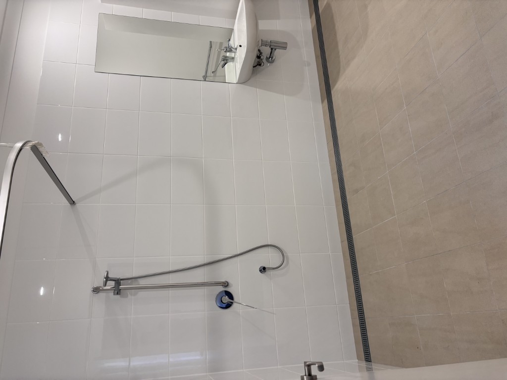 4 BR HPS Home with OOA Room – Bohle Plains — Home image 15