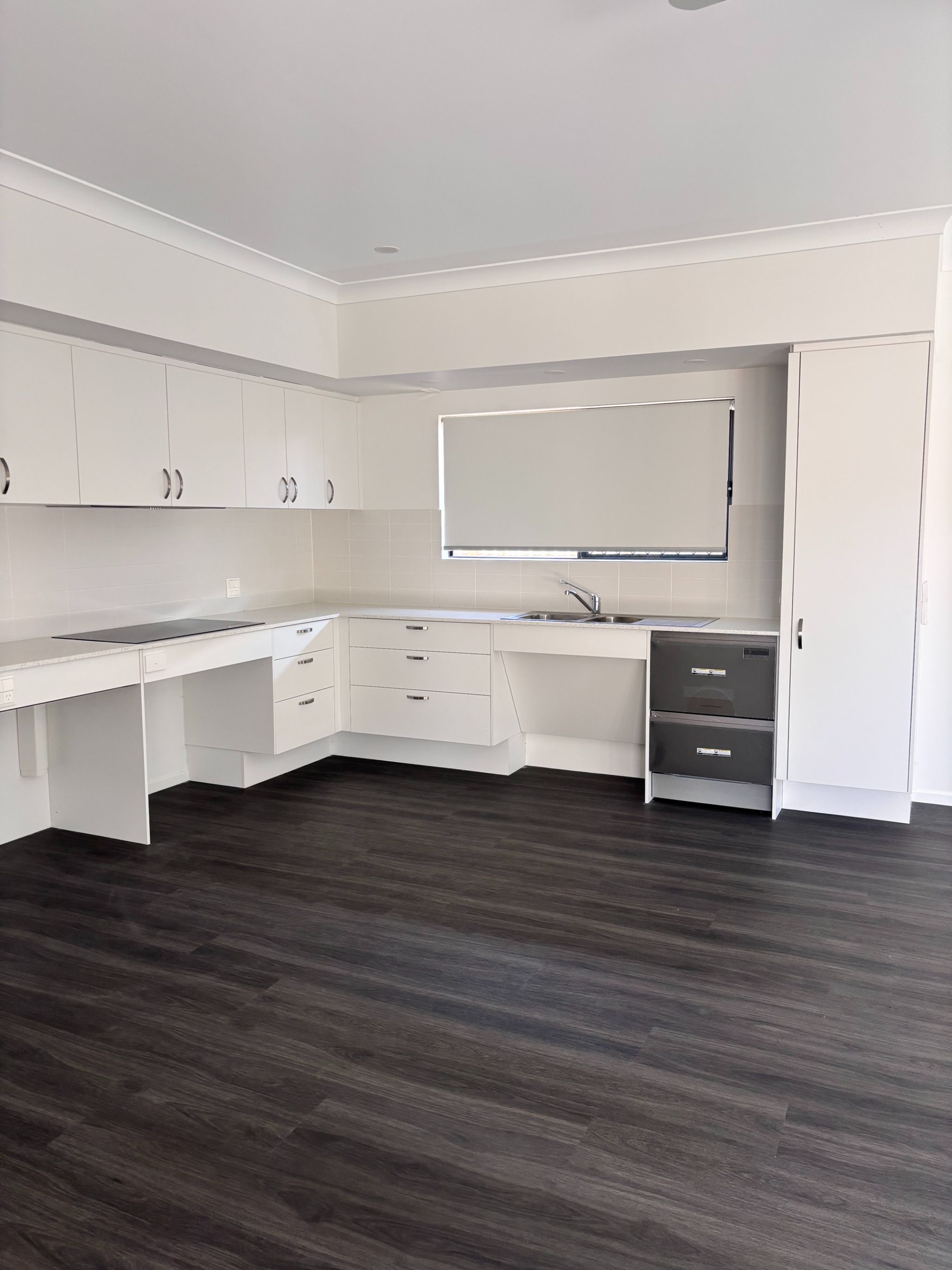 4 BR HPS Home with OOA Room – Bohle Plains — Home image 2