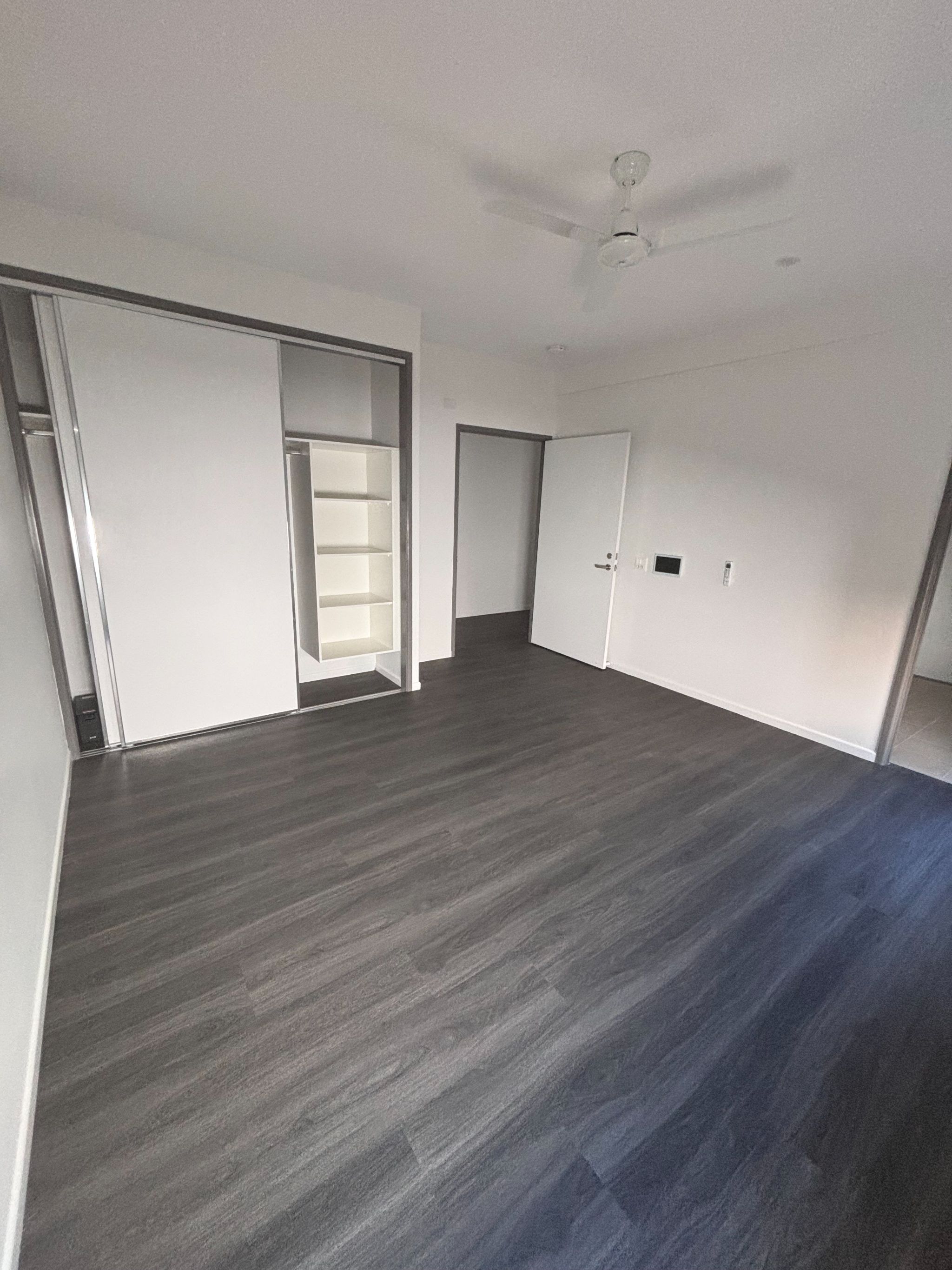 4 BR HPS Home with OOA Room – Bohle Plains — Home image 5