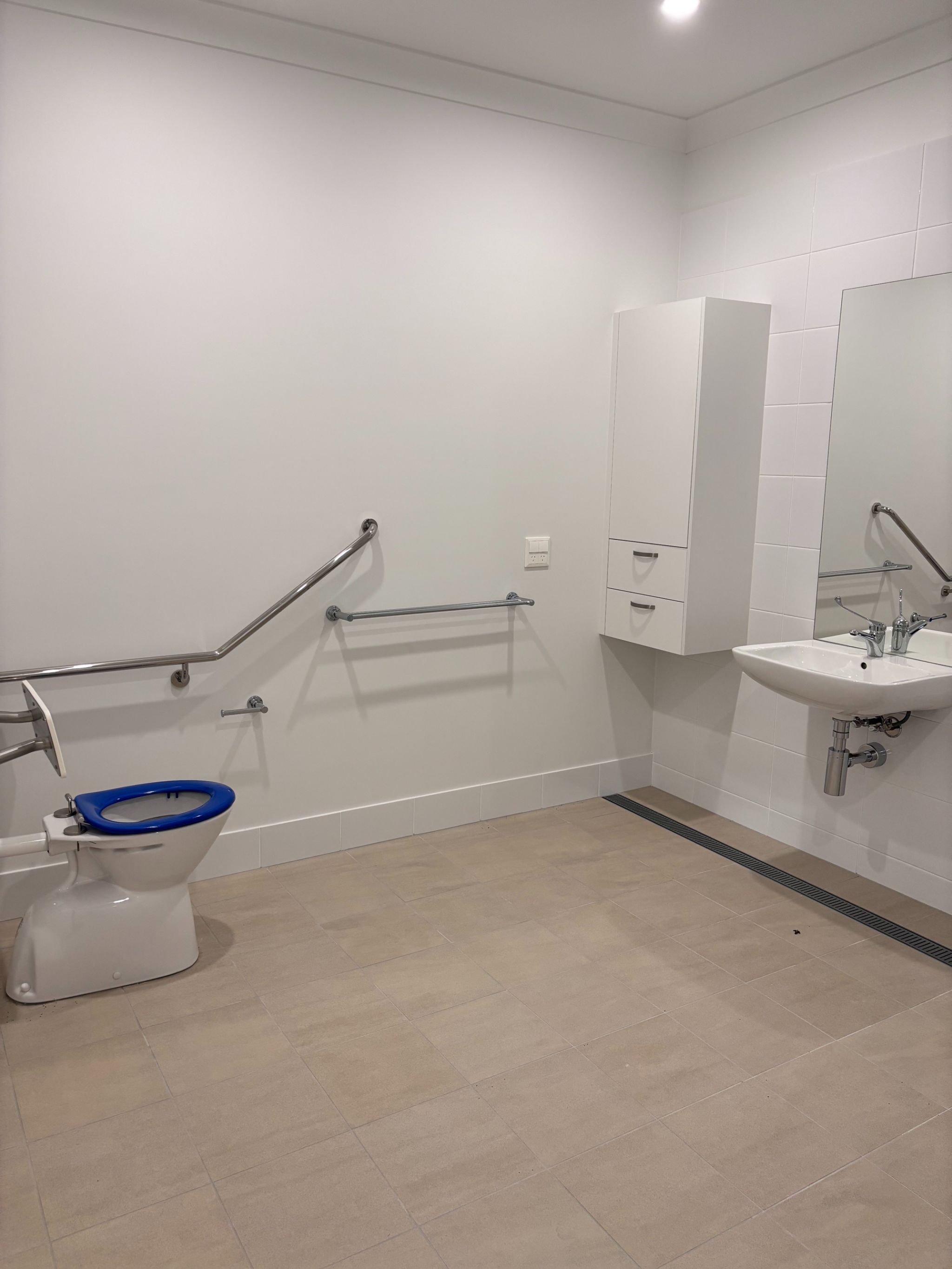 4 BR HPS Home with OOA Room – Bohle Plains — Home image 9
