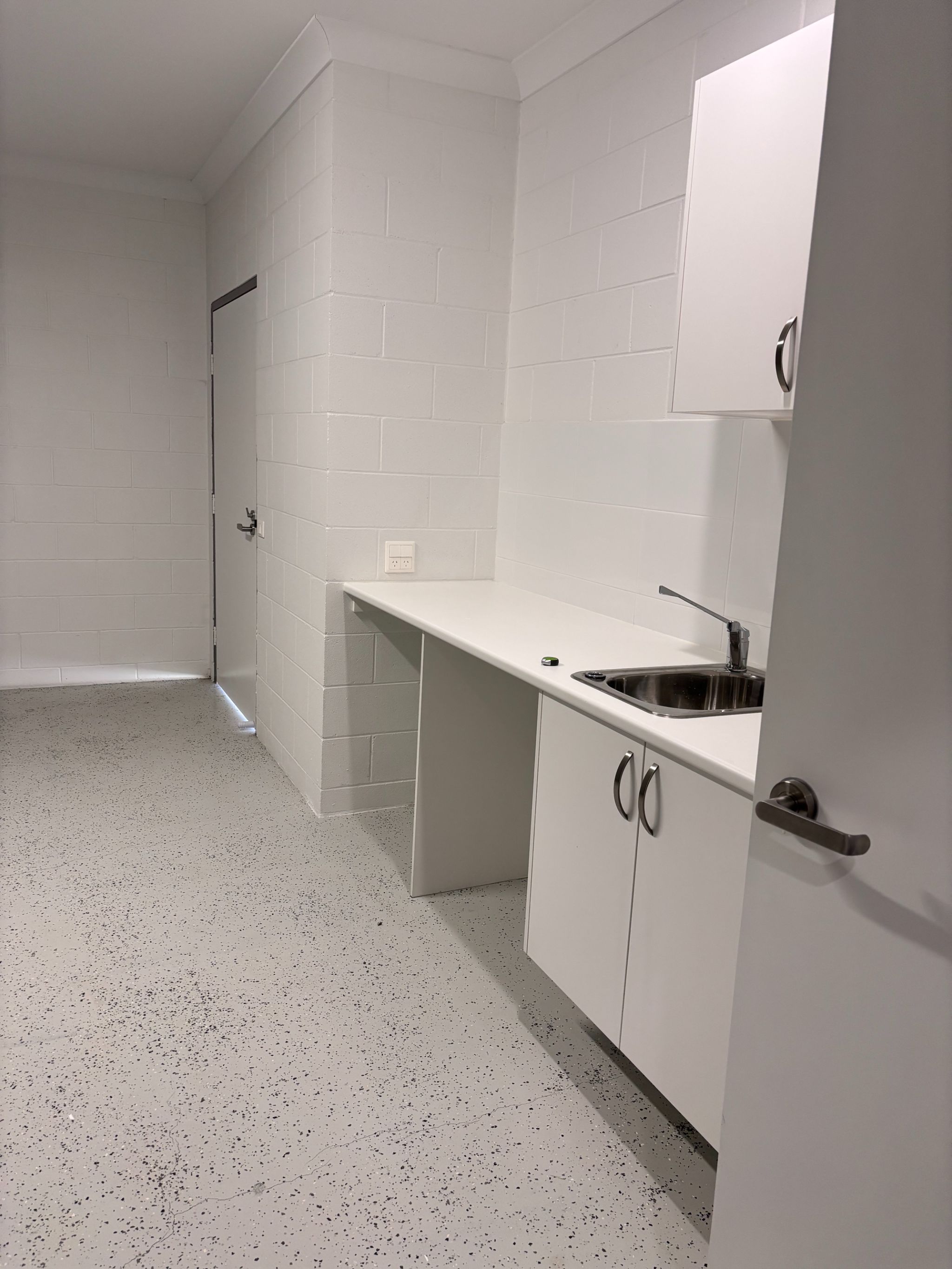 4 BR HPS Home with OOA Room – Bohle Plains — Home image 24