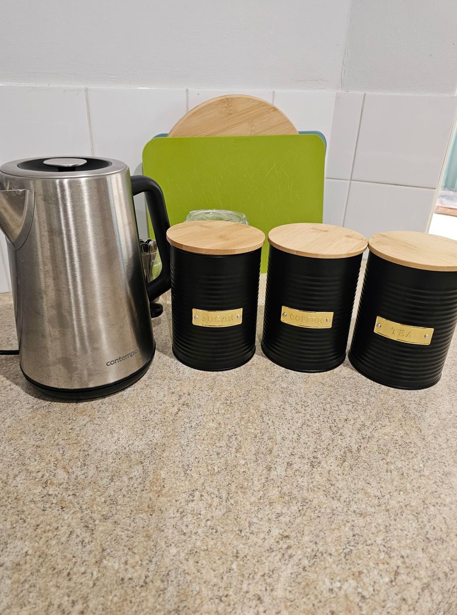 Room for Friendship, Comfort & a Great Cuppa - lovely Kiara home — Home image 2