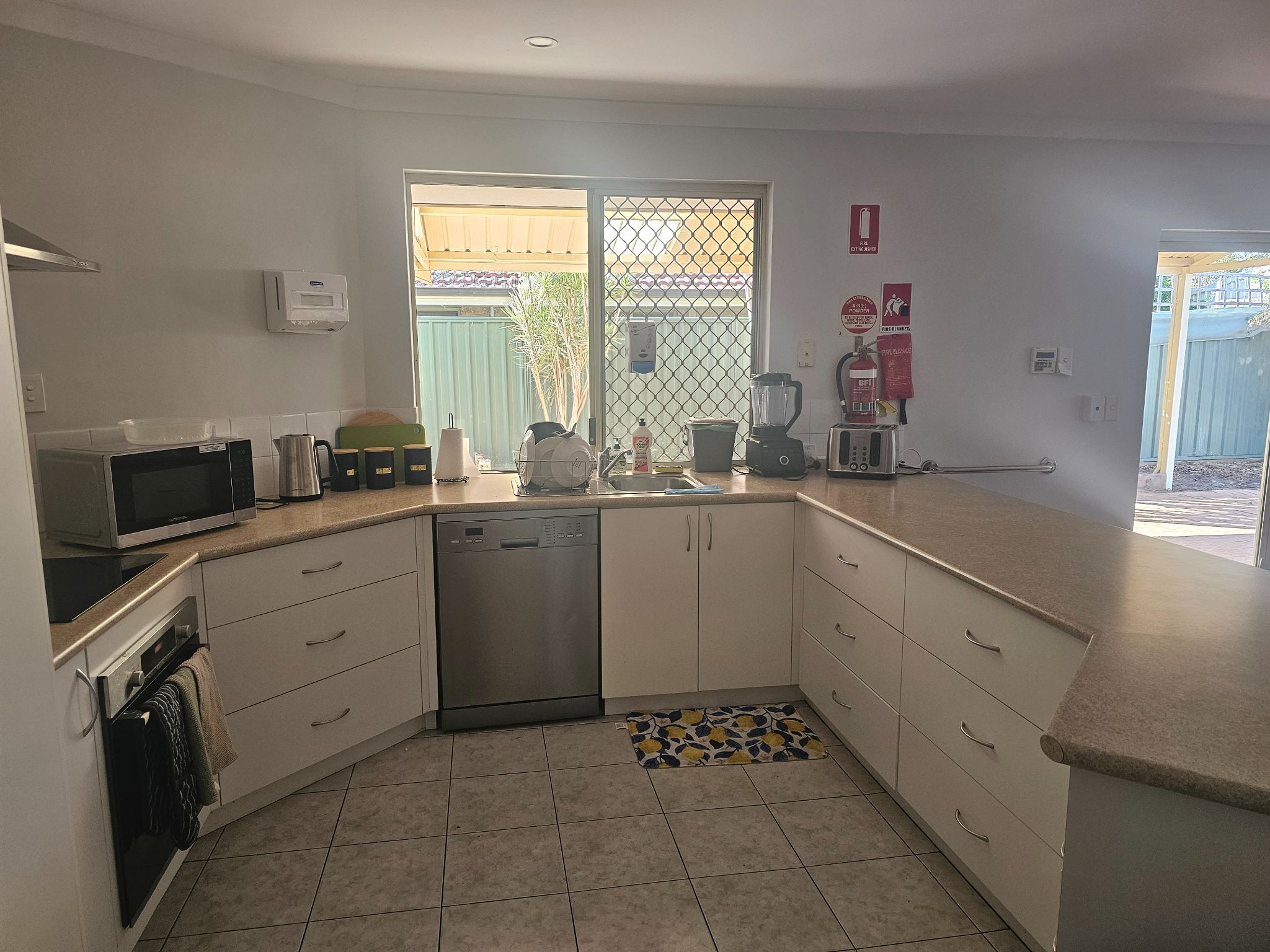 Room for Friendship, Comfort & a Great Cuppa - lovely Kiara home — Home image 5