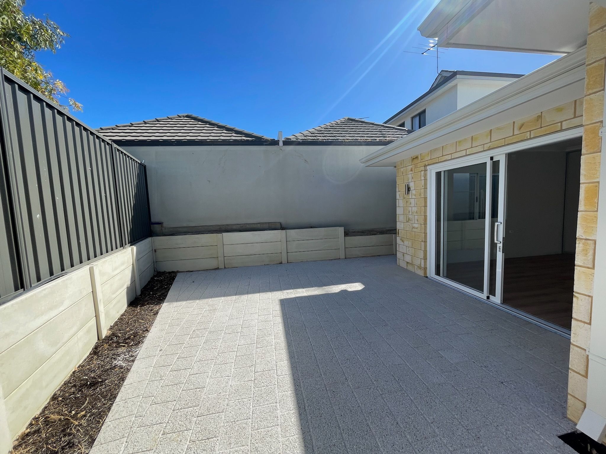 SDA living minutes from the beach — Home image 7