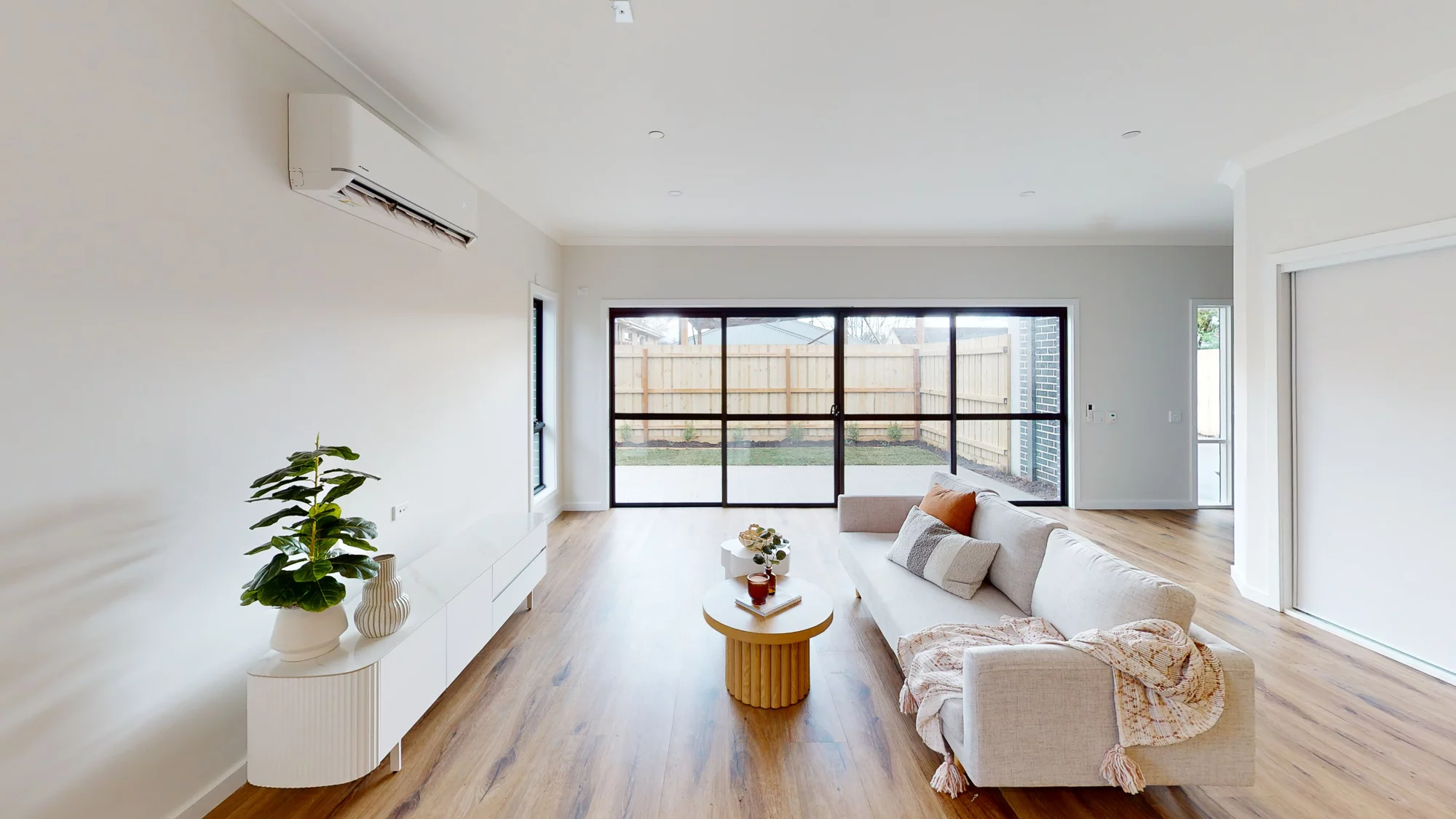 Exclusive Sole Occupancy Villa – NDIS, TAC, NIISQ, STA, MTA & ILO Accredited — Home image 4