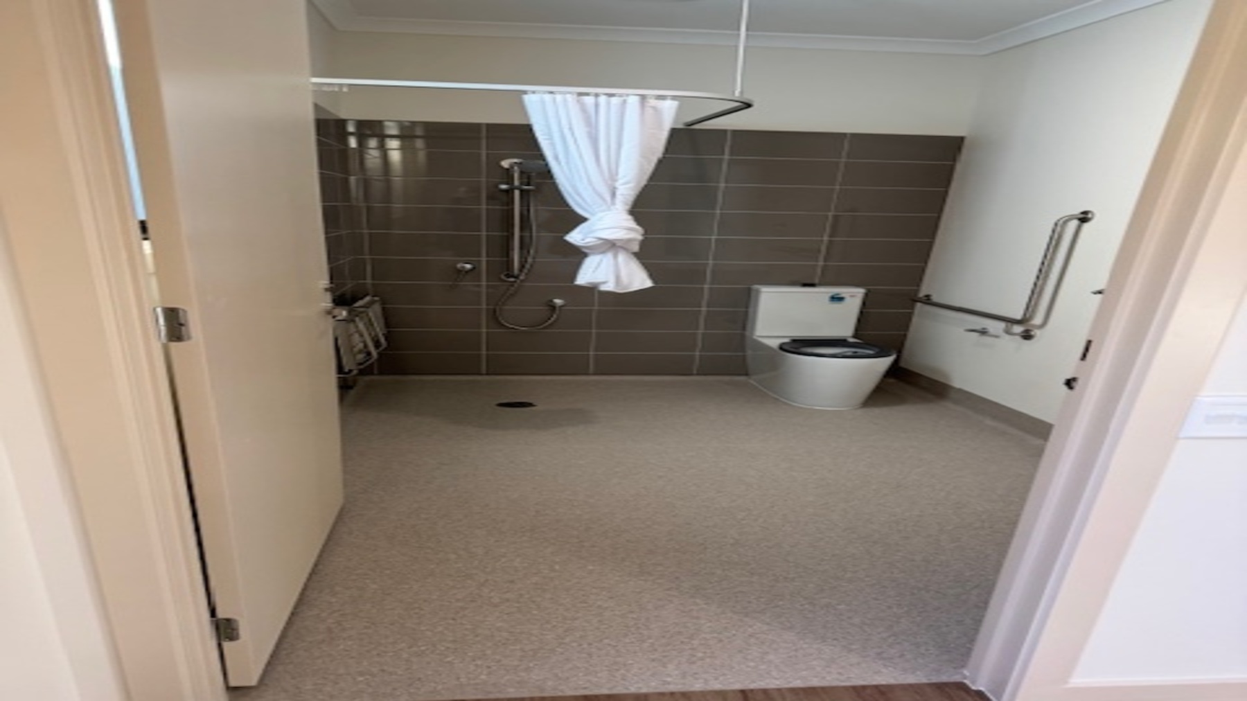 SDA HPS Home in the heart of Tarneit - Single Occupancy — Home image 5