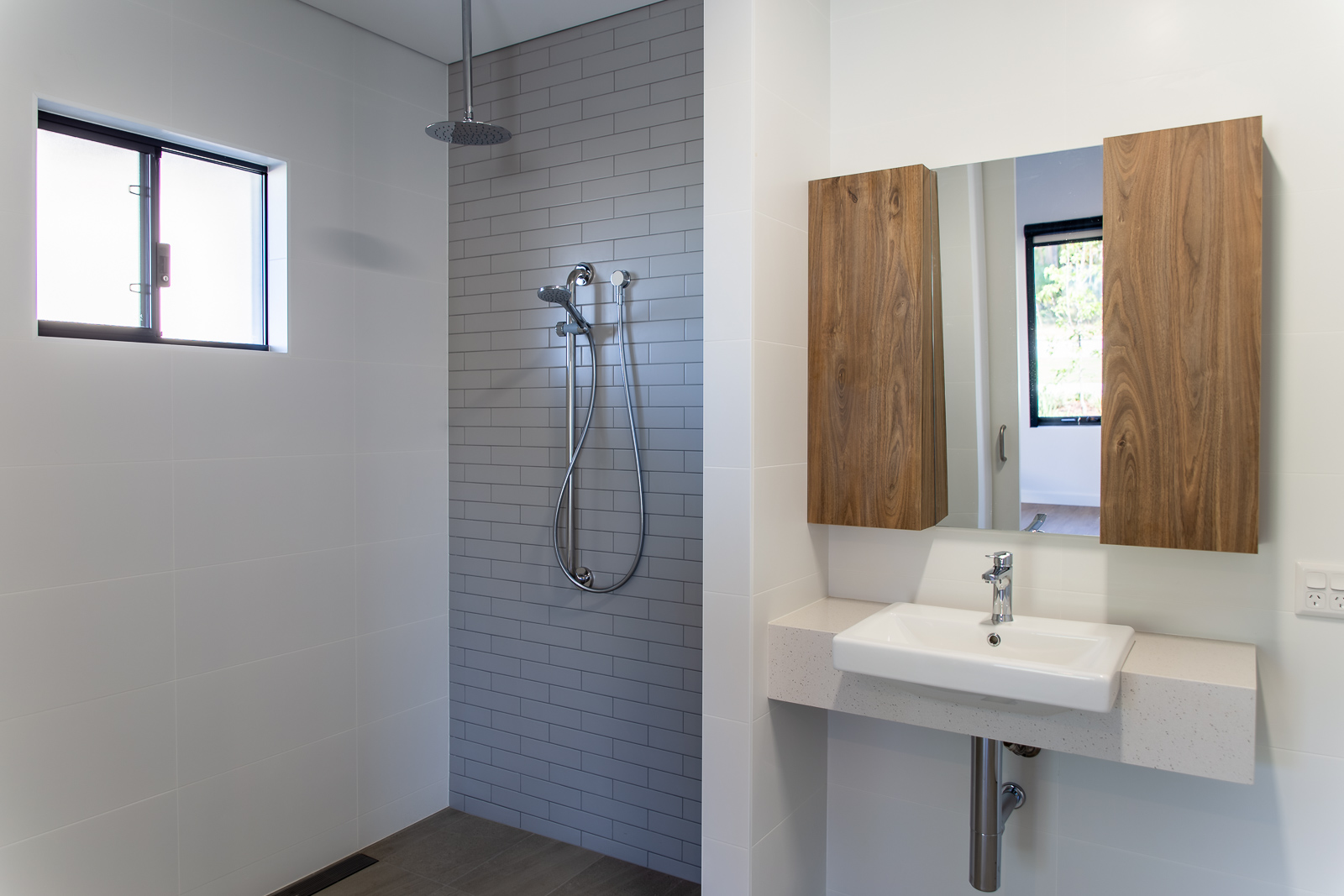 Discover greater independence in this 3 Bedroom Home for Sharing with separate Villa. Disability Accommodation — Home image 6