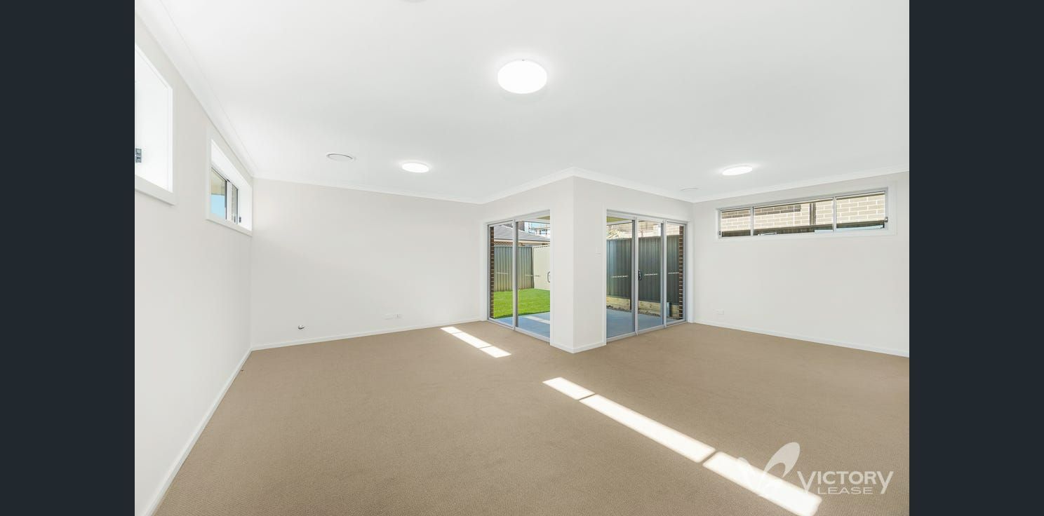 Four Bedroom House in Marsden Park — Home image 8