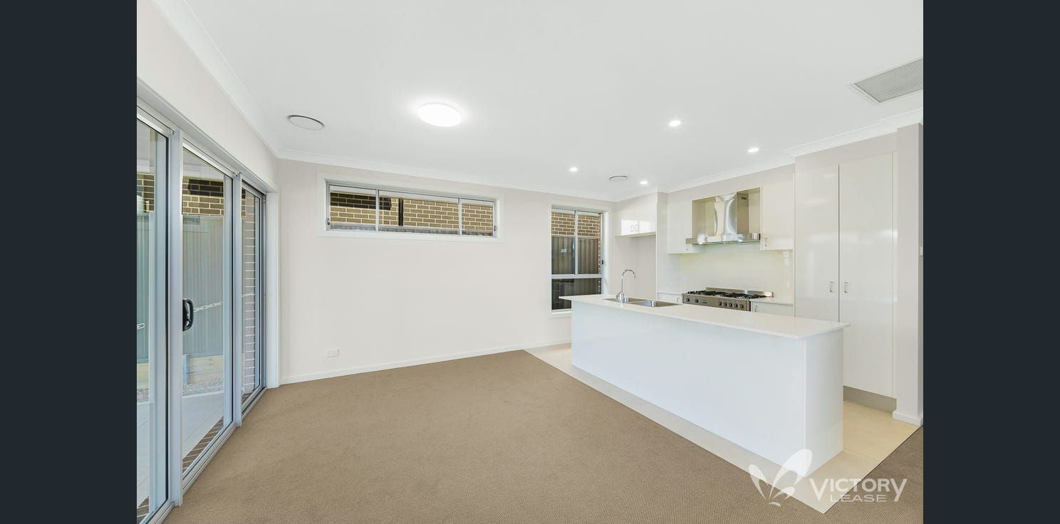 Four Bedroom House in Marsden Park — Home image 10