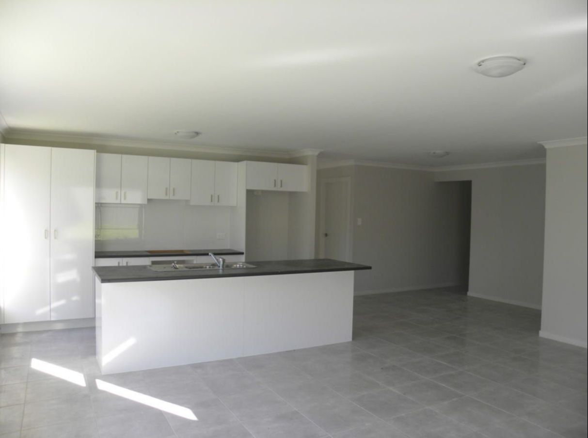 SIL Home in Wadalba — Home image 3