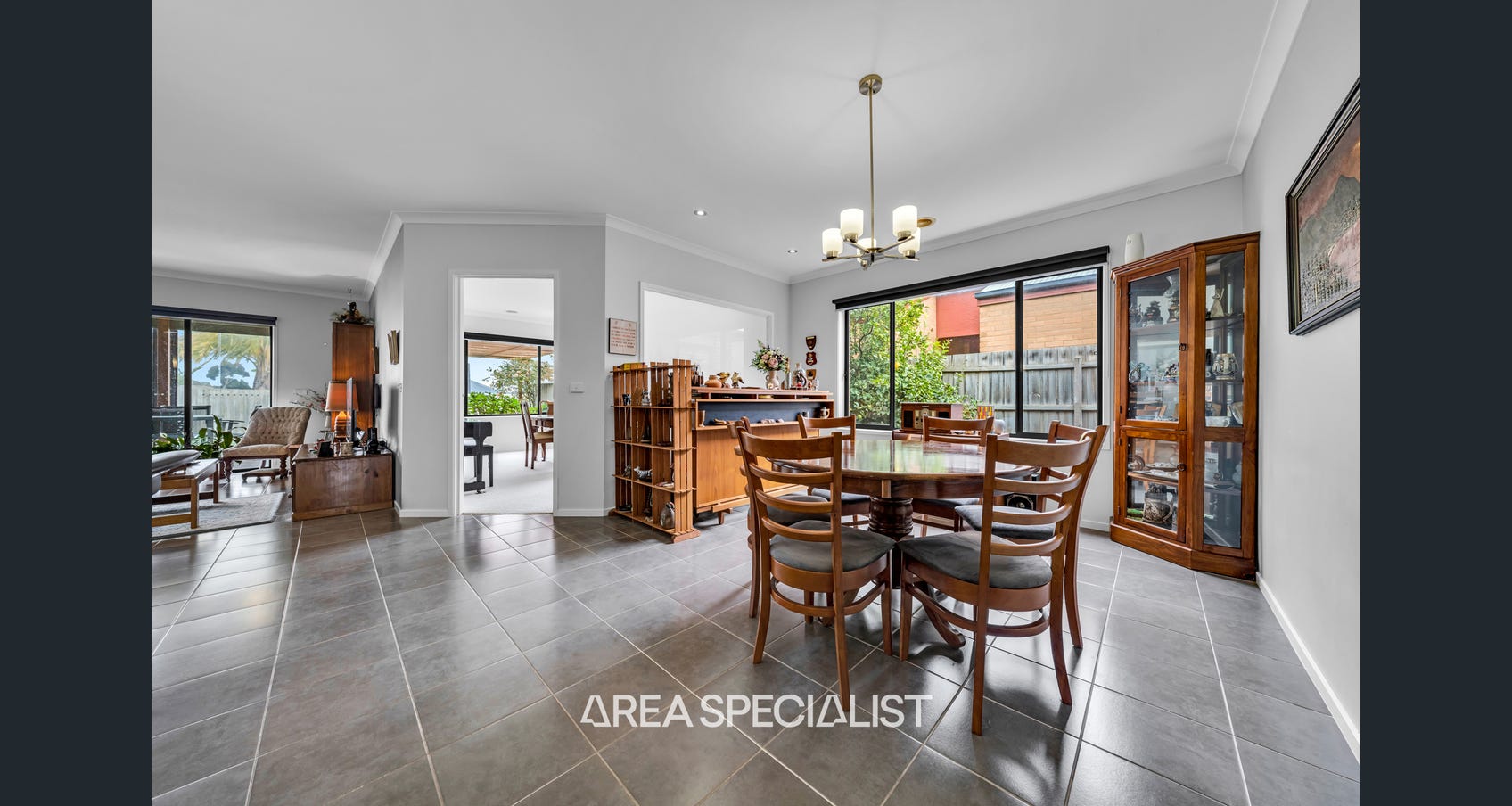 Lovely Cranbourne property — Home image 2