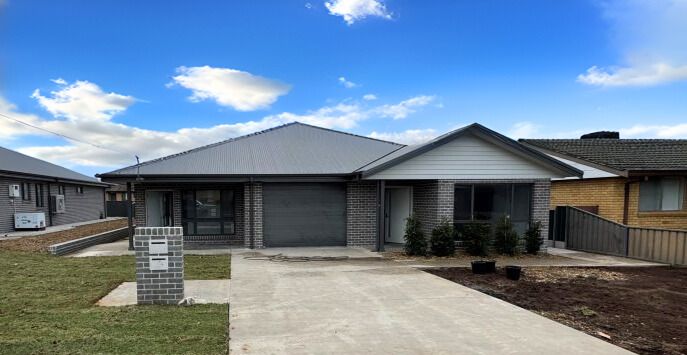 High Physical Support Villa, Tamworth — Home image 4