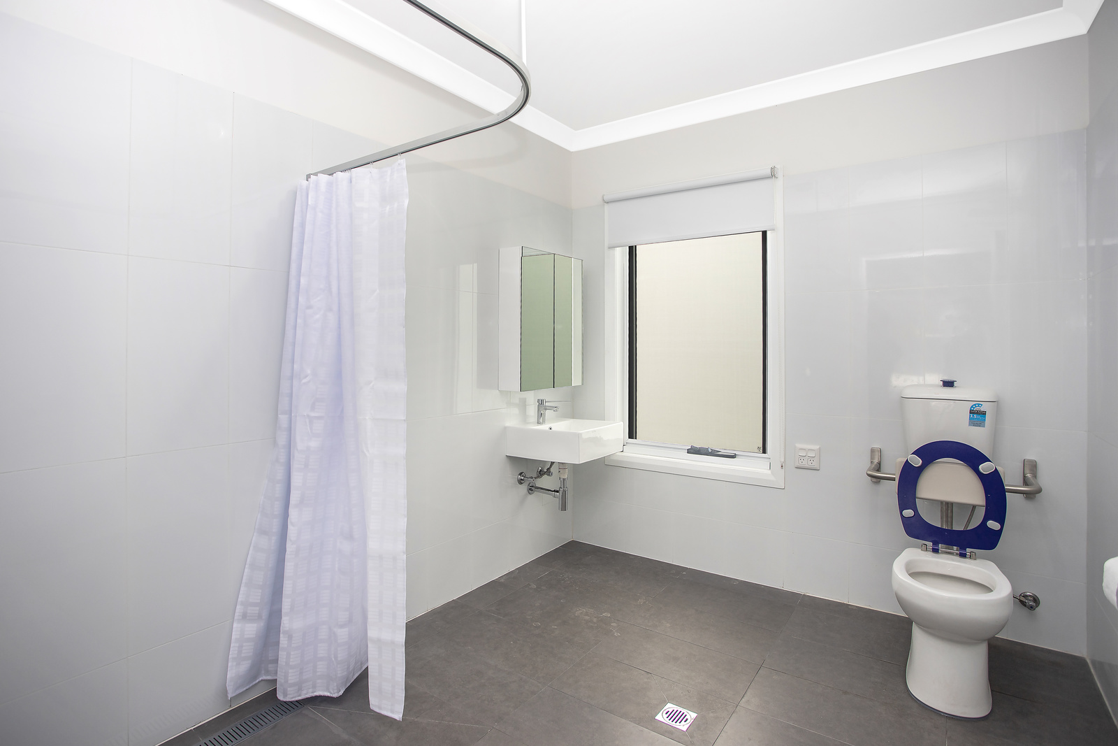 Innovative and Accessible Housing Model in Edgeworth NSW — Home image 7