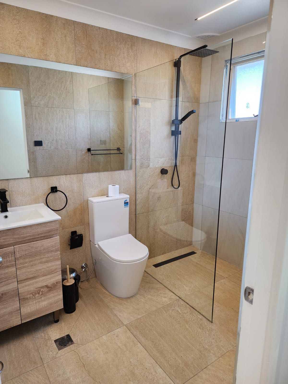 Residence at Kings Langley — Home image 3
