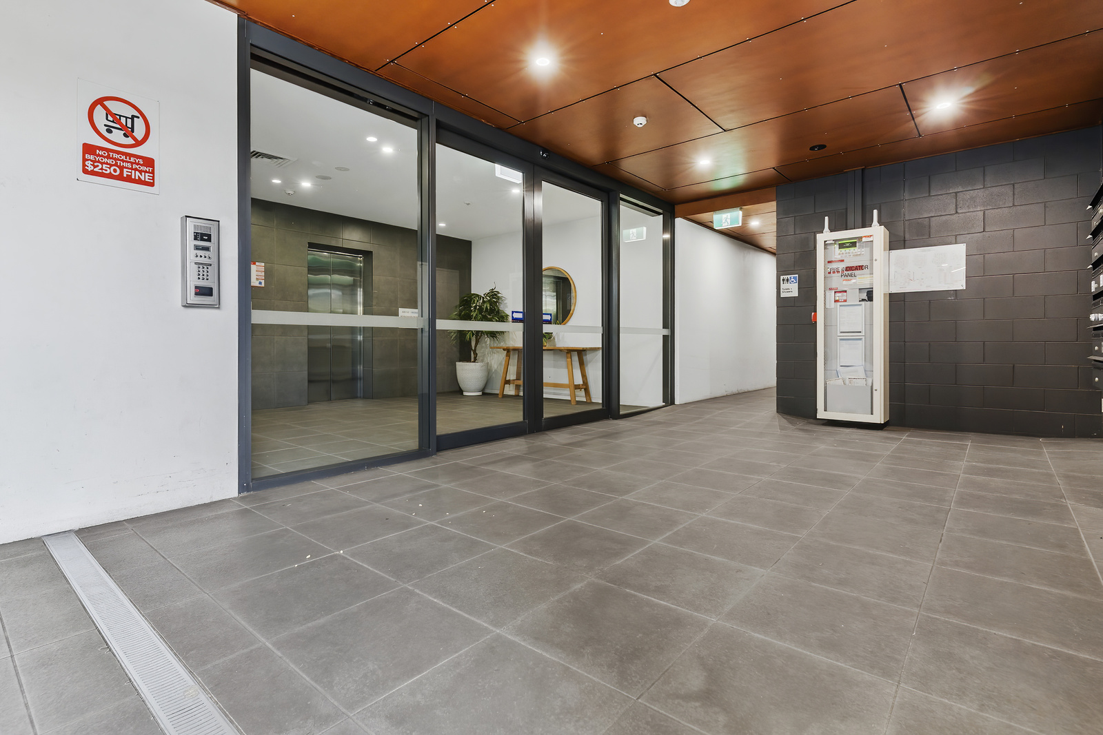 BUDDINA, SUNSHINE COAST QLD - HPS APARTMENT — Home image 3