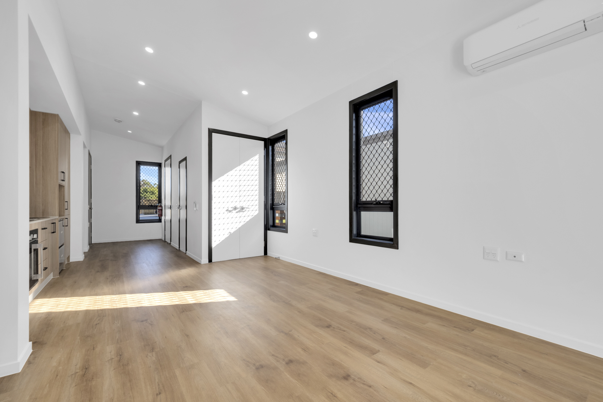 One Left - Loganlea Robust SDA Home - Single Occupancy + OOA — Home image 4